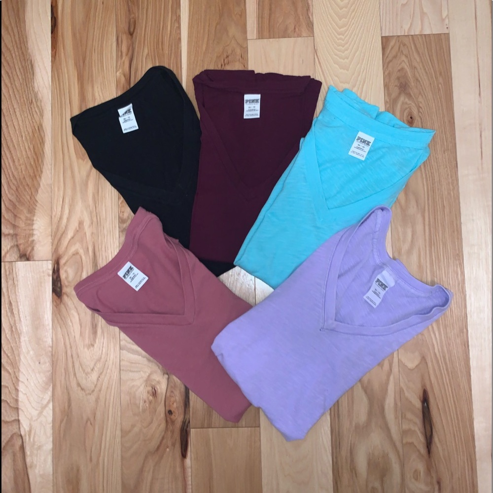 VS pink v-neck bundle